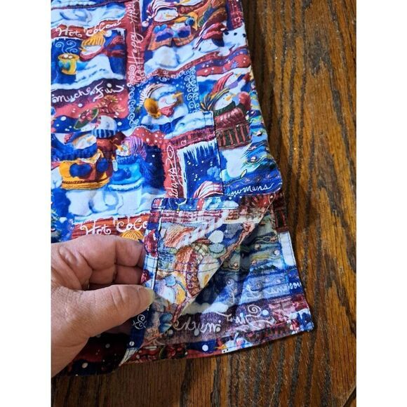 Large S.C.R.U.B.S. Christmas Holiday Winter Snowman Short Sleeve Scrub Top Shirt - Picture 2 of 7